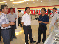 南平市委副書記黃福清、市委常委統(tǒng)戰(zhàn)部部長黃健平一行視察虹潤公司